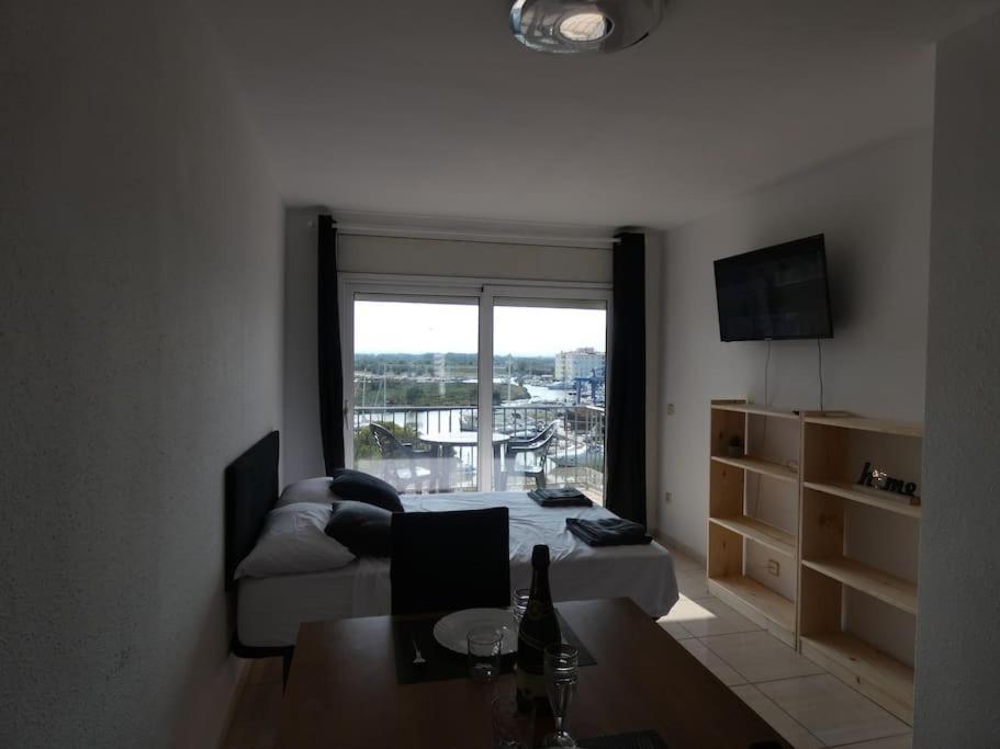 Estudio Con Vistas, Rosas Exteriör bild