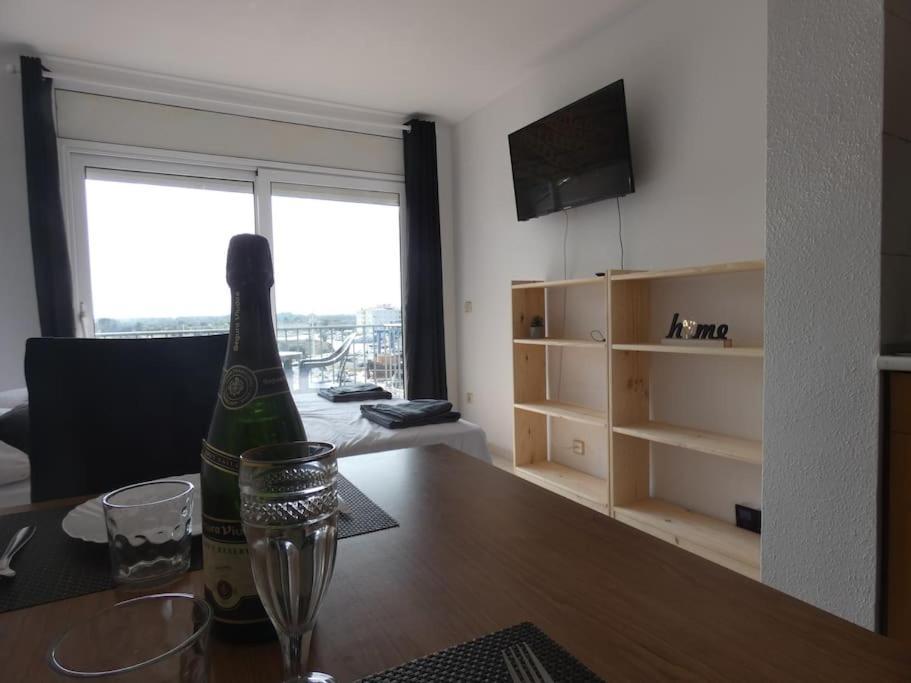 Estudio Con Vistas, Rosas Exteriör bild